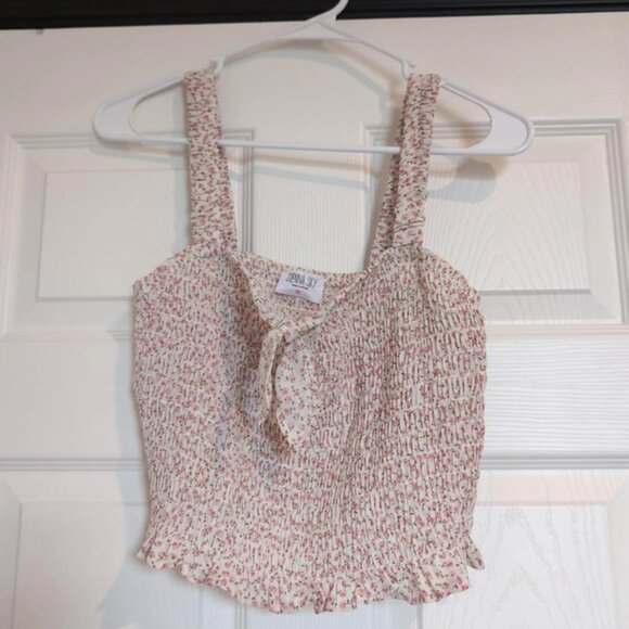 crop top - Picture 1 of 3